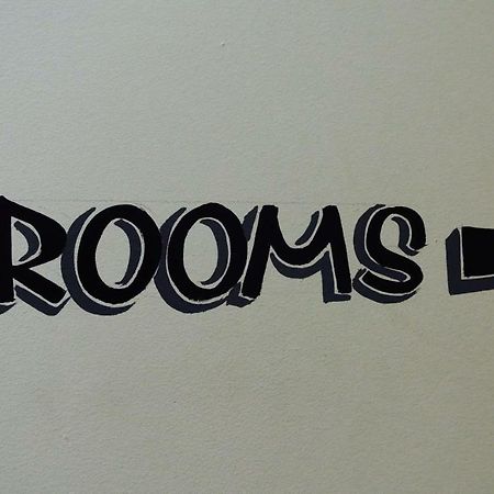 Rooms At Martha Jones พุชเฮลี ภายนอก รูปภาพ
