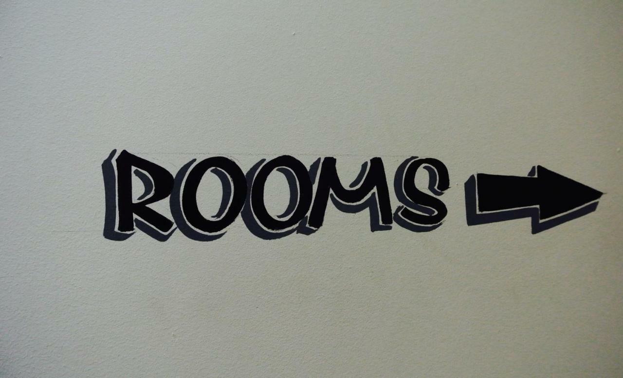 Rooms At Martha Jones พุชเฮลี ภายนอก รูปภาพ